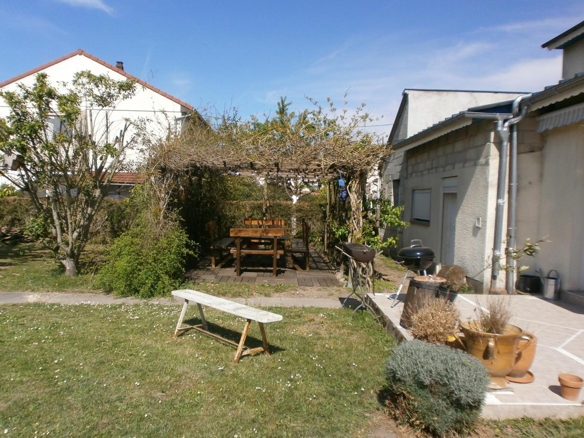 2 A Les Aubrais 1 Pour 2 Adultes Ou 1 Pour 2 Adultes Et 2 Enfants Сasa de vacaciones *